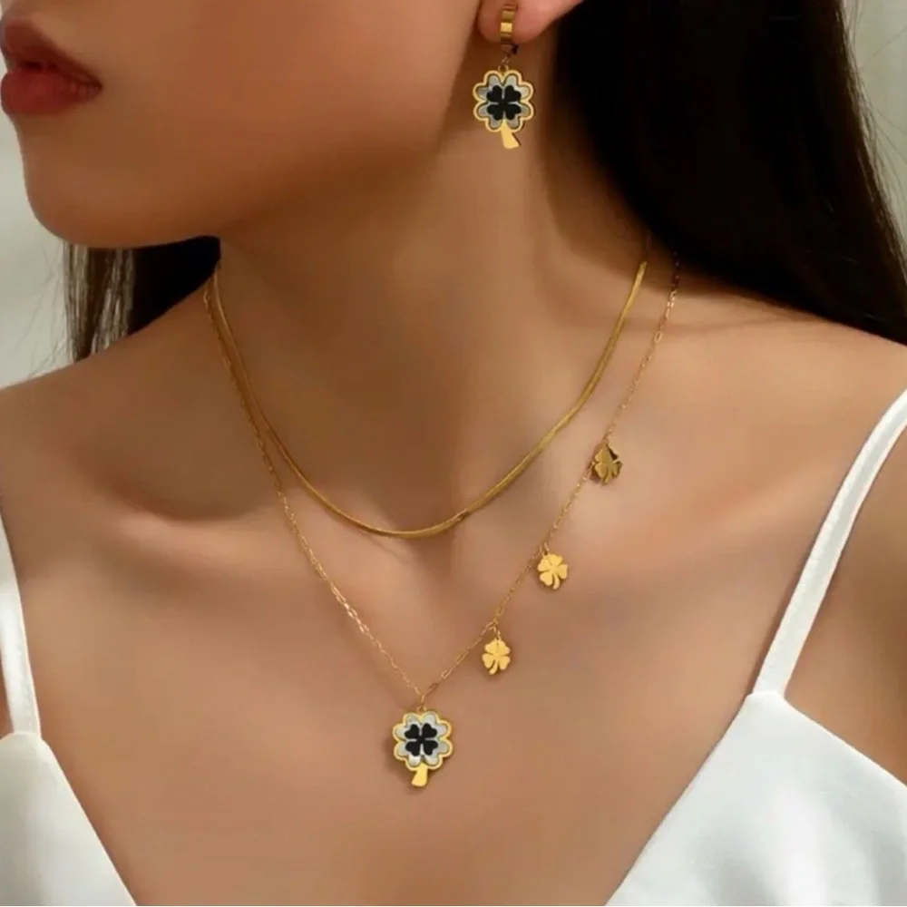 gold-plated stainless steel four-leaf clover jewelry set black & white enamel
